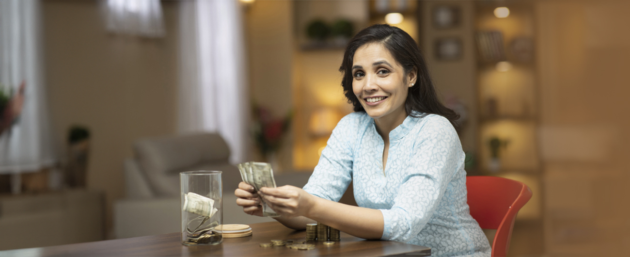 Difference Between Planned Risks and Traditional Savings